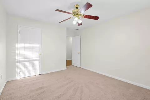 Bedroom - 175 General Cleburne Dr, Richmond, KY 40475 photo 3 of 5