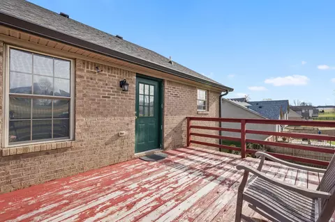 Exterior - 175 General Cleburne Dr, Richmond, KY 40475 photo 7 of 9