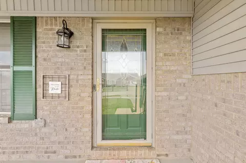 Entry Way - 175 General Cleburne Dr, Richmond, KY 40475 photo 1 of 6