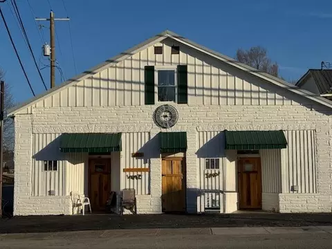 175 S Main St, Whitley City, KY 42653