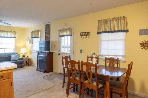 Dining - 55 Brown-colyer Rd, Eubank, KY 42567 photo 1 of 1