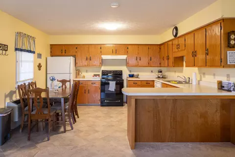 Kitchen - 55 Brown-colyer Rd, Eubank, KY 42567 photo 1 of 3