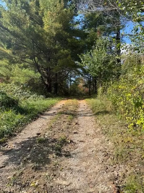 215 Tom Taylor Rd, Corbin, KY 40701