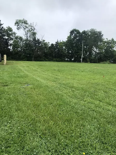 1014 Three Corners Rd, Lawrenceburg, KY 40342