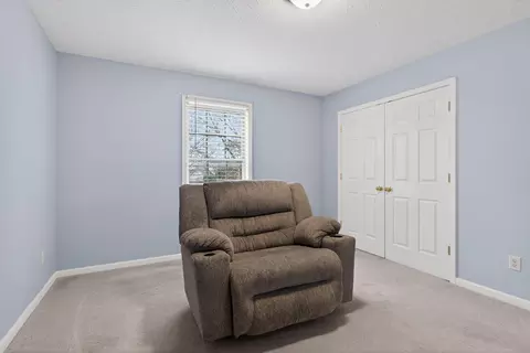 Bedroom - 199 Hawthorne Dr, Georgetown, KY 40324 photo 4 of 5
