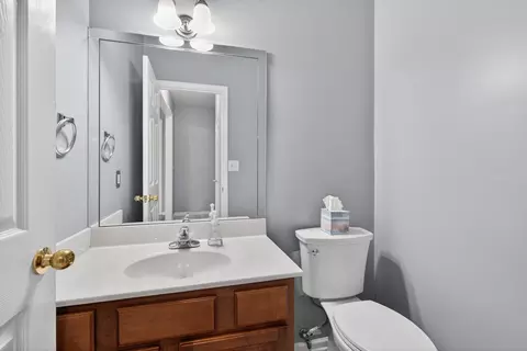 Bath - 199 Hawthorne Dr, Georgetown, KY 40324 photo 1 of 4