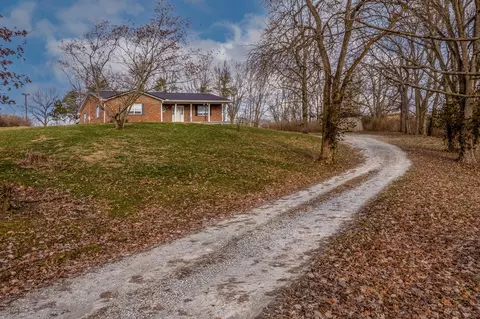 523 Cherry Grove Rd, Flemingsburg, KY 41041