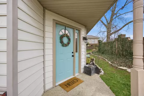 2101 Maura Trce, Lexington, KY 40513
