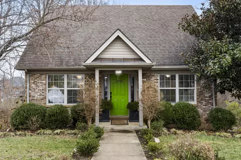 4728 Larissa Ln, Lexington, KY 40514