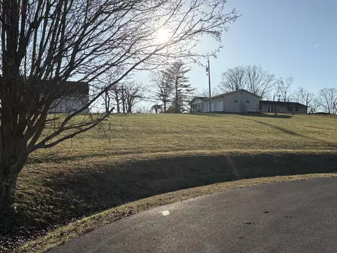 37 Nate Ln, London, KY 40744