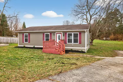 131 Clearwater Ln, Frankfort, KY 40601