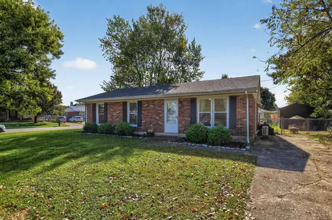 199 Dunroven Rd, Versailles, KY 40383