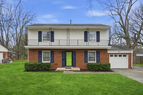 3510 Danada Dr, Lexington, KY 40517
