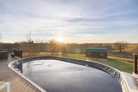 Exterior - 210 Trillium Lp, Richmond, KY 40475 photo 5 of 9