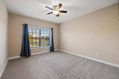 Bedroom - 210 Trillium Lp, Richmond, KY 40475 photo 3 of 4