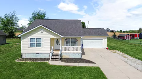 173 Canterbury Dr, Science Hill, KY 42553