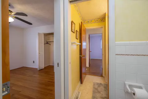Entry Way - 608 Summit Dr, Paris, KY 40361 photo 2 of 2
