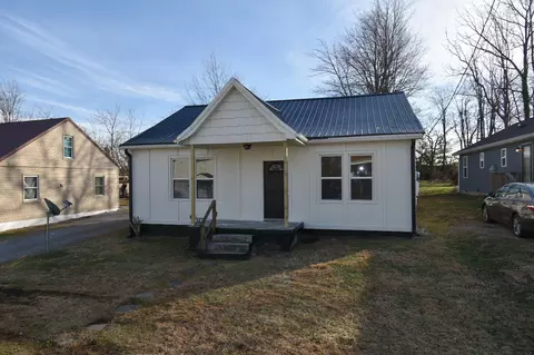 311 Highland Ct, Danville, KY 40422