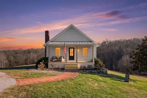 702 Duckworth Rd, Cynthiana, KY 41031