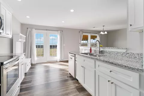 111 Dean Dr, Harrodsburg, KY 40330