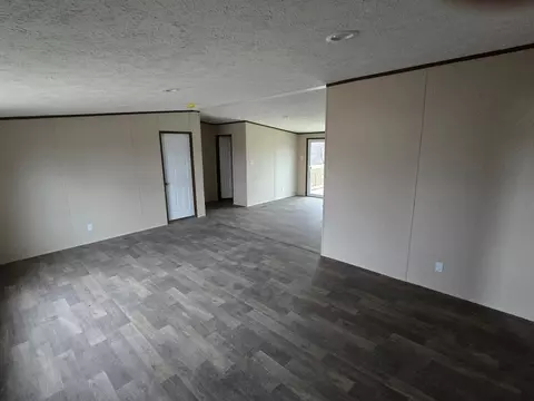 Living - 814 Casey Mill Rd, Berry, KY 41003 photo 1 of 3