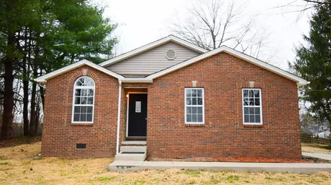 109 Crestwood Dr, Frankfort, KY 40601