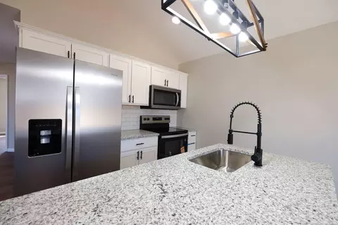 Kitchen - 170 Salyer St, Eubank, KY 42567 photo 1 of 1
