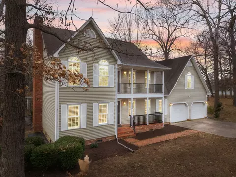 538 S Robertson Rd, Murray, KY 42071