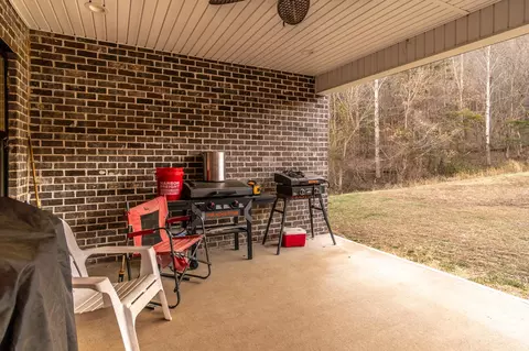 Exterior - 750 Red Lick Rd, Berea, KY 40403 photo 22 of 26