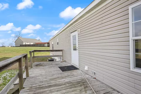 Exterior - 2218 Floyd Switch Rd, Eubank, KY 42567 photo 6 of 11