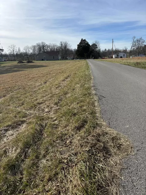 9999 Blanton Ln, London, KY 40744