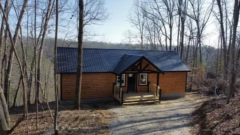 10 Bird Song Trl, Zoe, KY 41397