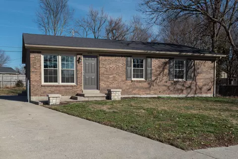 635 Paige Ct, Versailles, KY 40383