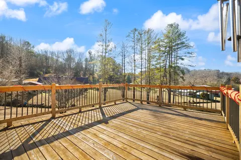 Exterior - 1047 Evergreen Rd, Flat Lick, KY 40935 photo 7 of 14