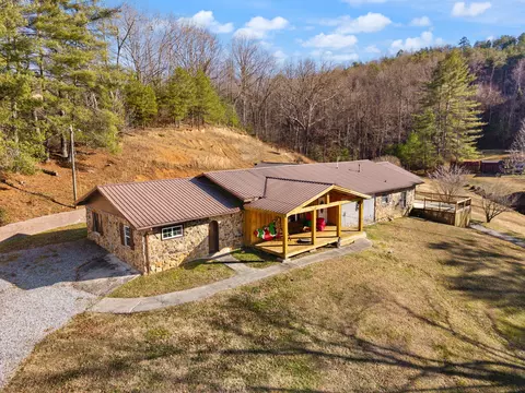 Exterior - 1047 Evergreen Rd, Flat Lick, KY 40935 photo 14 of 14