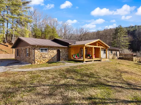 Exterior - 1047 Evergreen Rd, Flat Lick, KY 40935 photo 13 of 14