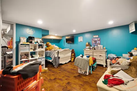 Bedroom - 1047 Evergreen Rd, Flat Lick, KY 40935 photo 9 of 10