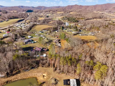 View/Area - 1047 Evergreen Rd, Flat Lick, KY 40935 photo 10 of 10