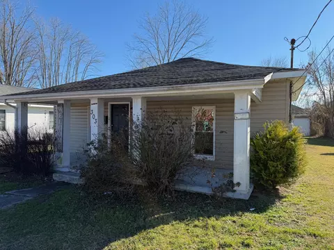 303 17th St, Corbin, KY 40701