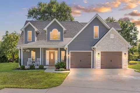 178 Lorraine Ct, Berea, KY 40403