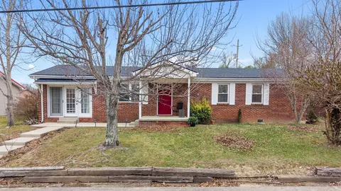 211 Scruggs St, Berea, KY 40403