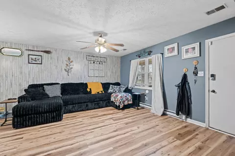 Other - 102 Madison St, Berea, KY 40403 photo 2 of 7