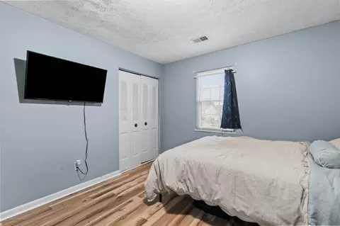 Bedroom - 102 Madison St, Berea, KY 40403 photo 5 of 5