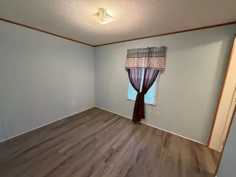 Bedroom - 334 Timberland Cir, Corbin, KY 40701 photo 3 of 3