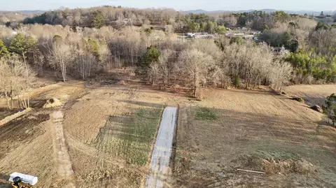 9999 Hutton Ln, Corbin, KY 40701
