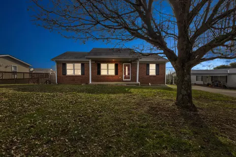 108 Derby Dr, Mount Sterling, KY 40353