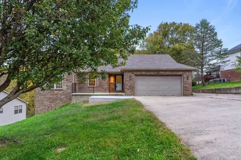 Exterior - 103 Harborside Ct, Georgetown, KY 40324 photo 2 of 6