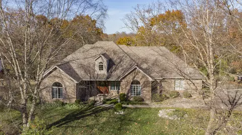 201 Bluffwood Dr, Danville, KY 40422