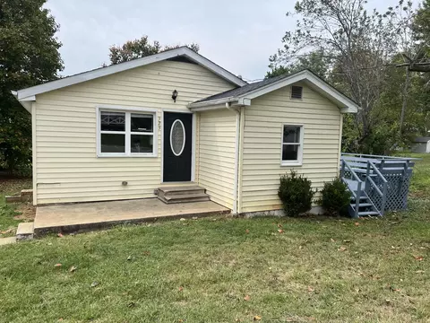 323 Hamilton Ave, Somerset, KY 42501