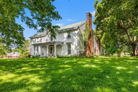 103 Locust Grove Dr, Georgetown, KY 40324